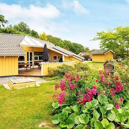 Дом отдыха 8 Person In Sydals Sarup